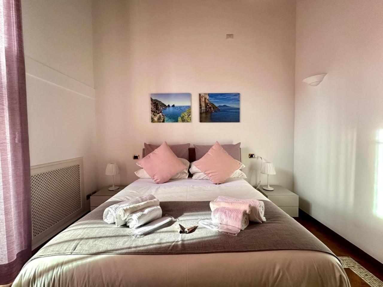 Pink Star Napoli Luxury Apartment Nápoles Exterior foto