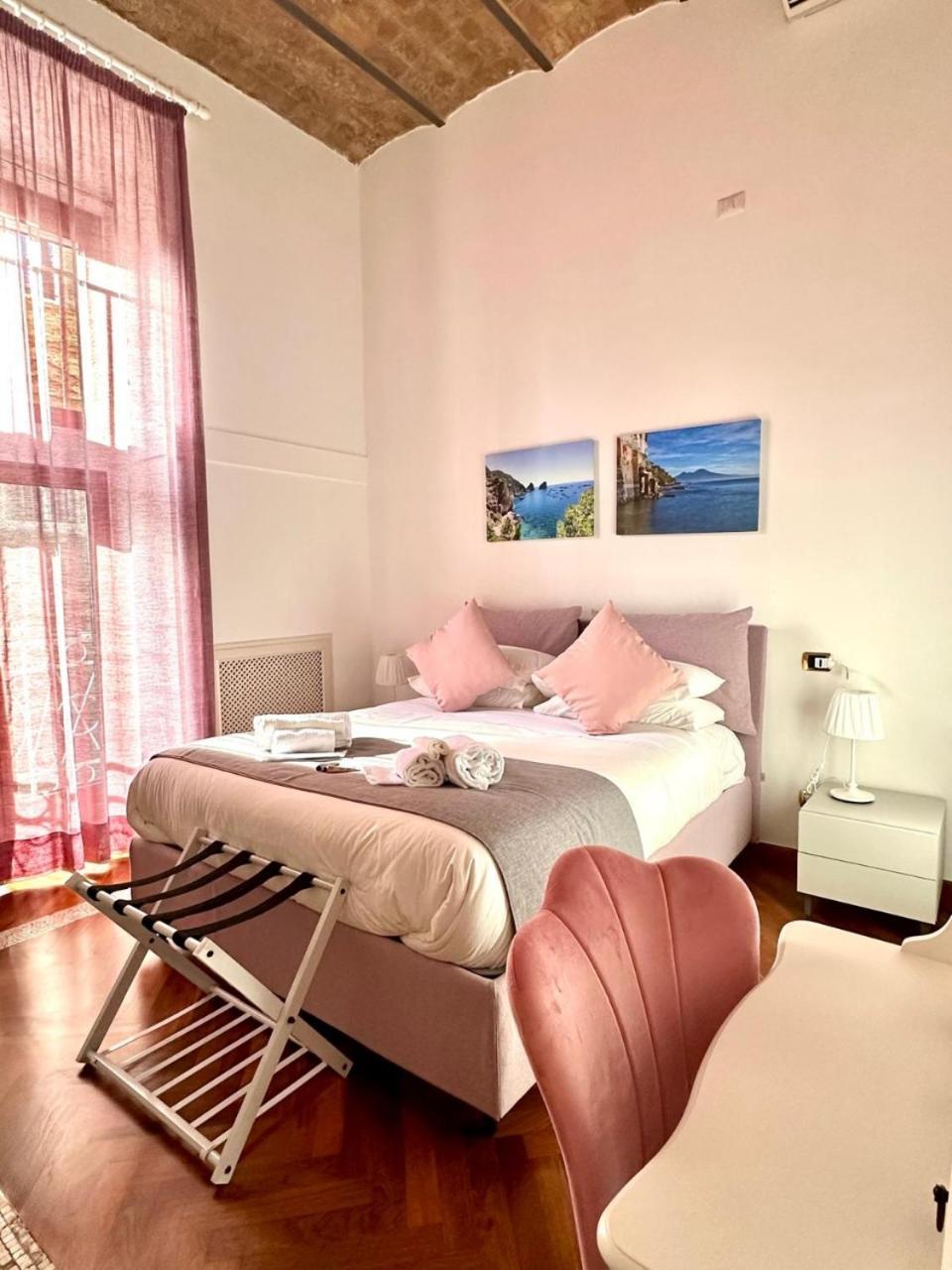Pink Star Napoli Luxury Apartment Nápoles Exterior foto